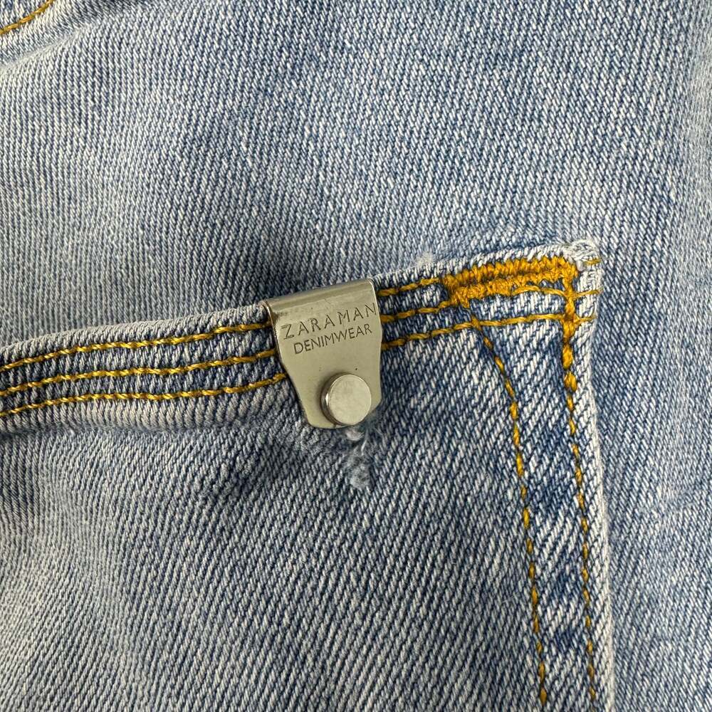 Zara Straight Leg Frayed Hem Jeans Size 34 - Picture 5 of 6